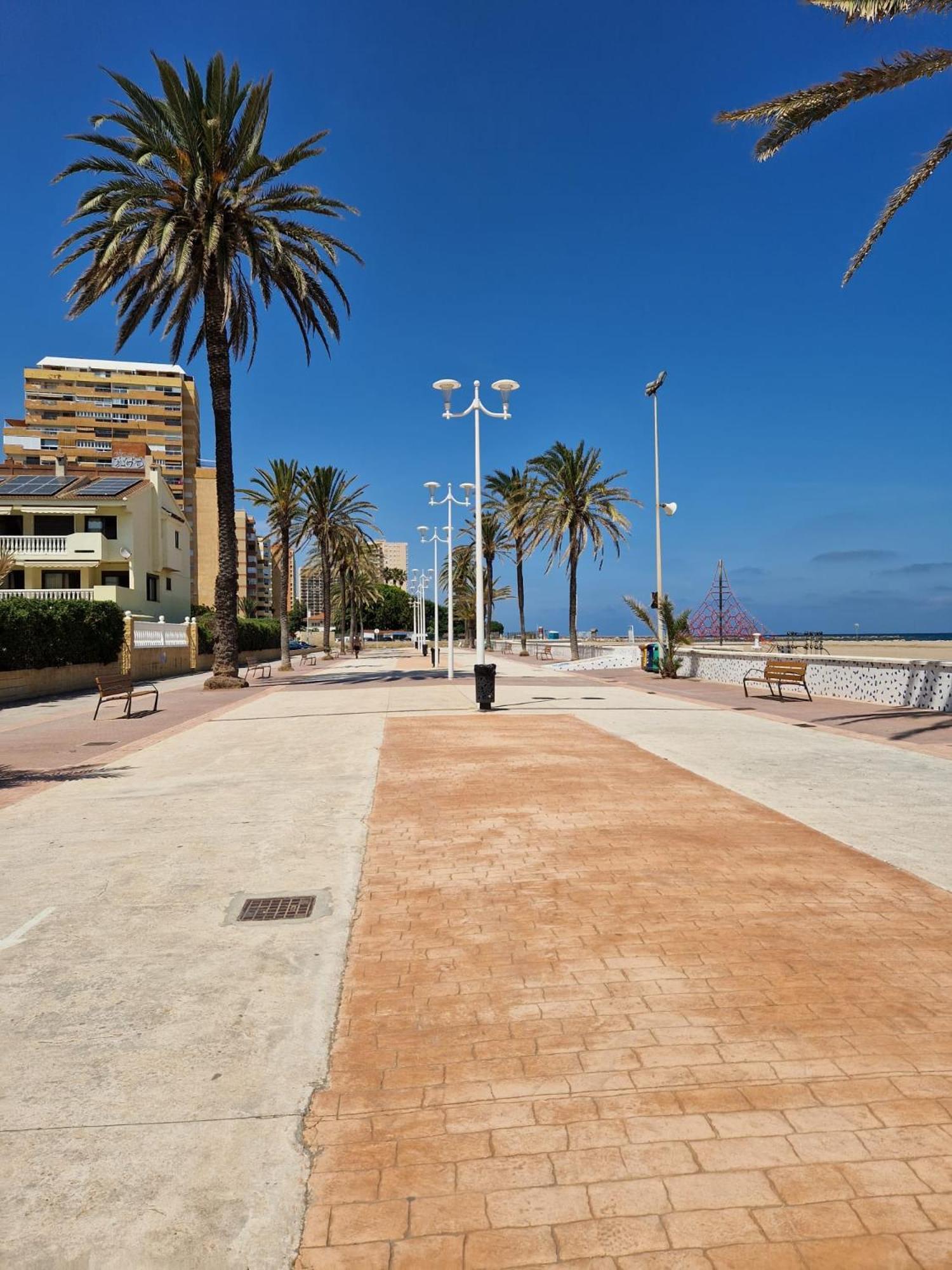 Apartamento Barbacoa, Piscina Y Playa Пуэбла-де-Фарнальс Экстерьер фото